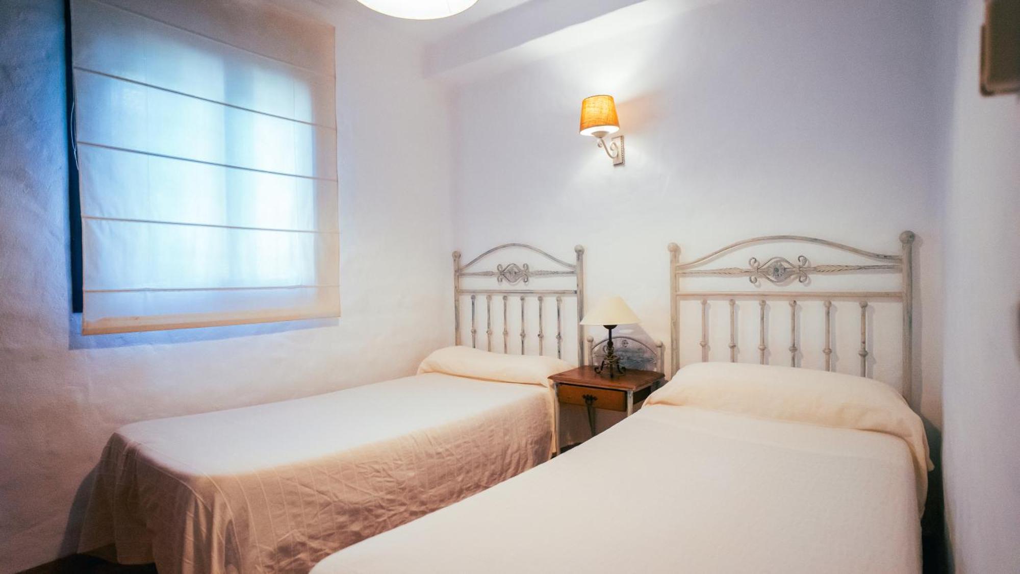 קדיז Villa Araucaria By Fontanilla Del Mar Holidays Rentals מראה חיצוני תמונה